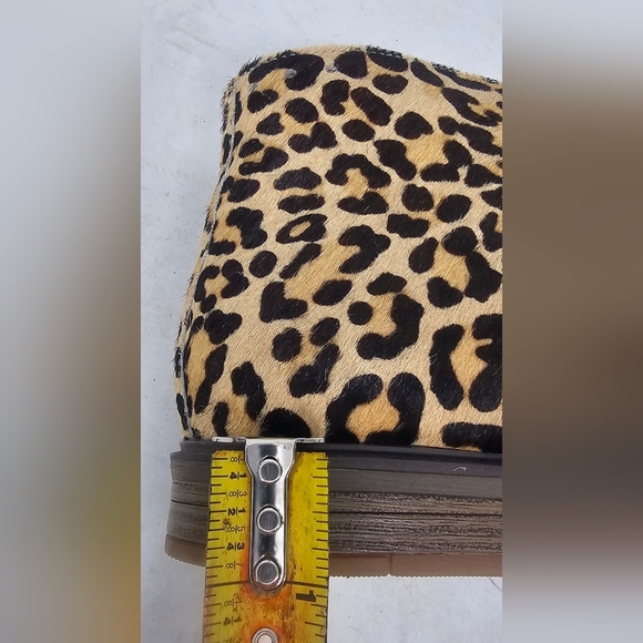 Hush Puppies Women's Leather Bailey  Leopard Print Chukka Ankle Booties Size 10W - Picture 15 of 15